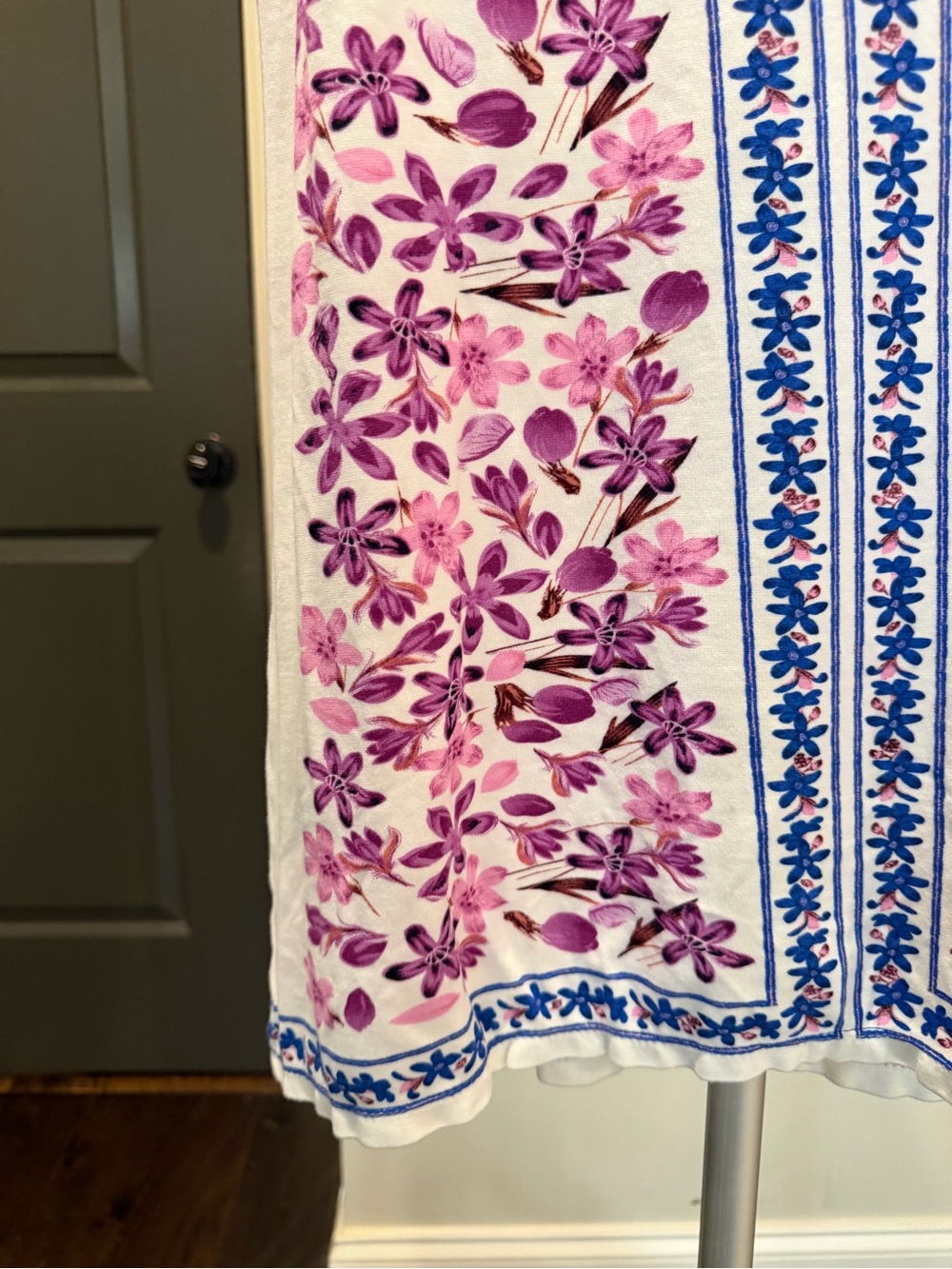 Max Studio White Pink Purple Floral Shift Dress XS - Picture 8 of 16